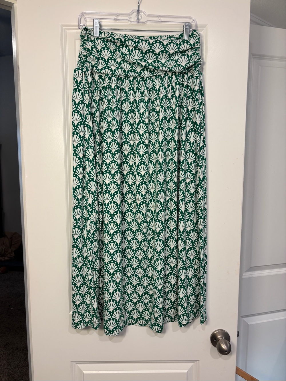 Boden Rosaline Green and White Jersey Maxi Skirt - Picture 2 of 5